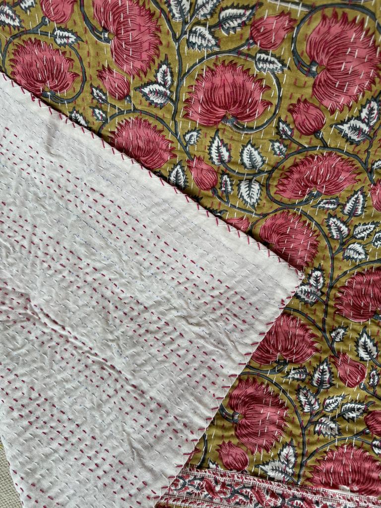 Handmade Floral Print Kantha Quilt, Queen Size Blanket Throw, Indian Block Print Bedspread, 100% Cotton Bedding Throw