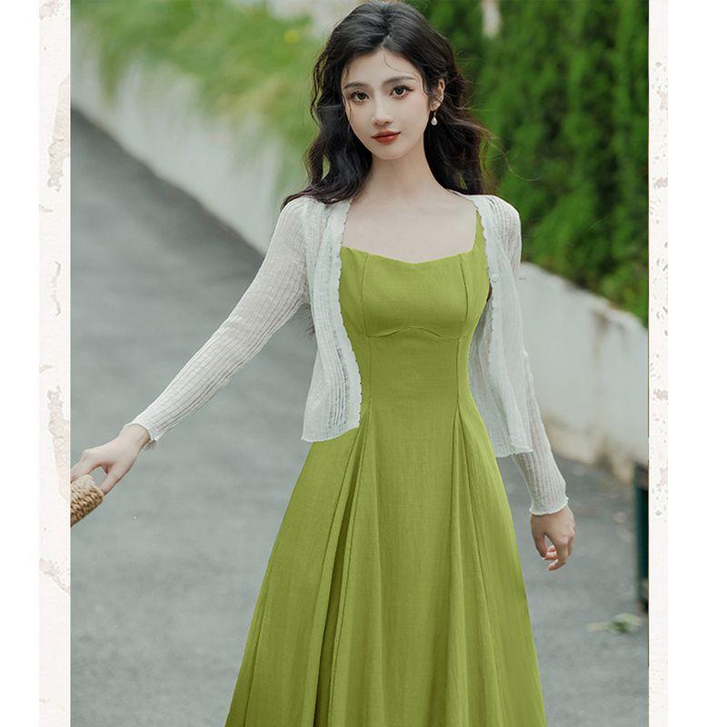 Chic Green Camisole Dress & French Resort Cardigan Two-Piece Set S