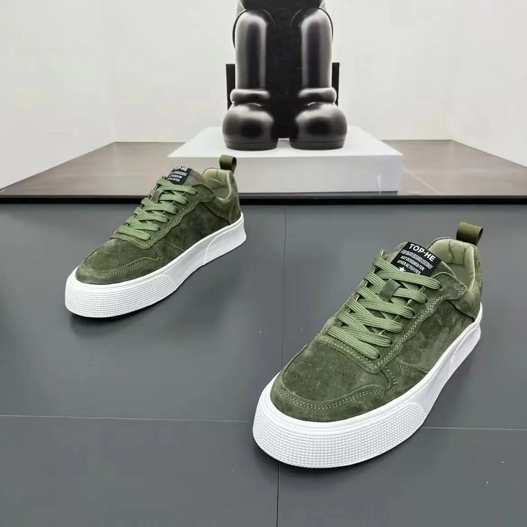 Modne Męskie Buty Nowe Modne Sneakersy dla Mężczyzn Skórzane Puszyste Wygodne Lekkie Buty Codzienne Obuwie do Chodzenia na Zewnątrz Plus Size2024