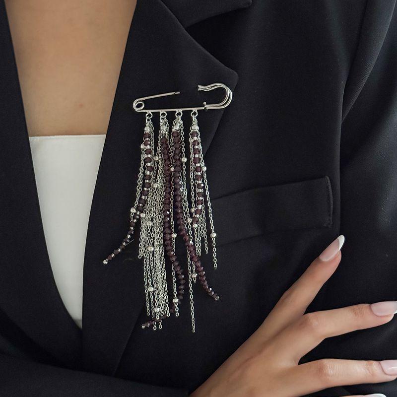 Beaded Crystal Chain Tassel Brooch for Women, European and American 2026 New Trendy Hip-Hop Fashion Internet Celebrity Style Accessory