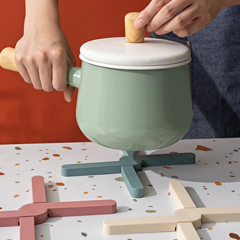 4Pcs Foldable Heat Resistant Pad Silicone Slip Insulation Pad Cup Mat Hot Drink Holder Mug Stand Table Decorations Kitchen Accessory