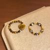 Tiger's Eye Beaded Heart Elastic Cord Ring—Chic, Versatile Retro Jewelry for Fashion-Forward Index Fingers.
