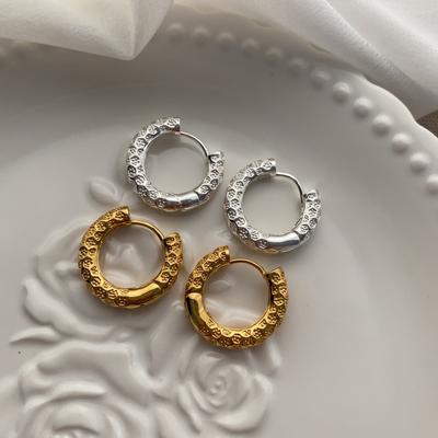 Exquisite Fashion Hammer Geometric Earrings Women'S Irregular Plain Ring Ear Buckles Light Luxury Design Fashion Versatile Earrings