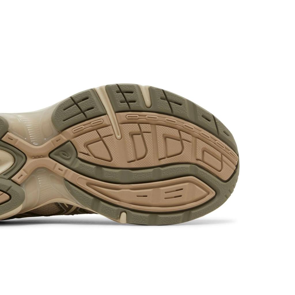 ASICS Womens Gel 1130 'Wood Crepe Mink' (women's sizes) Wood Crepe / Mink Running Shoes 1202A163 200