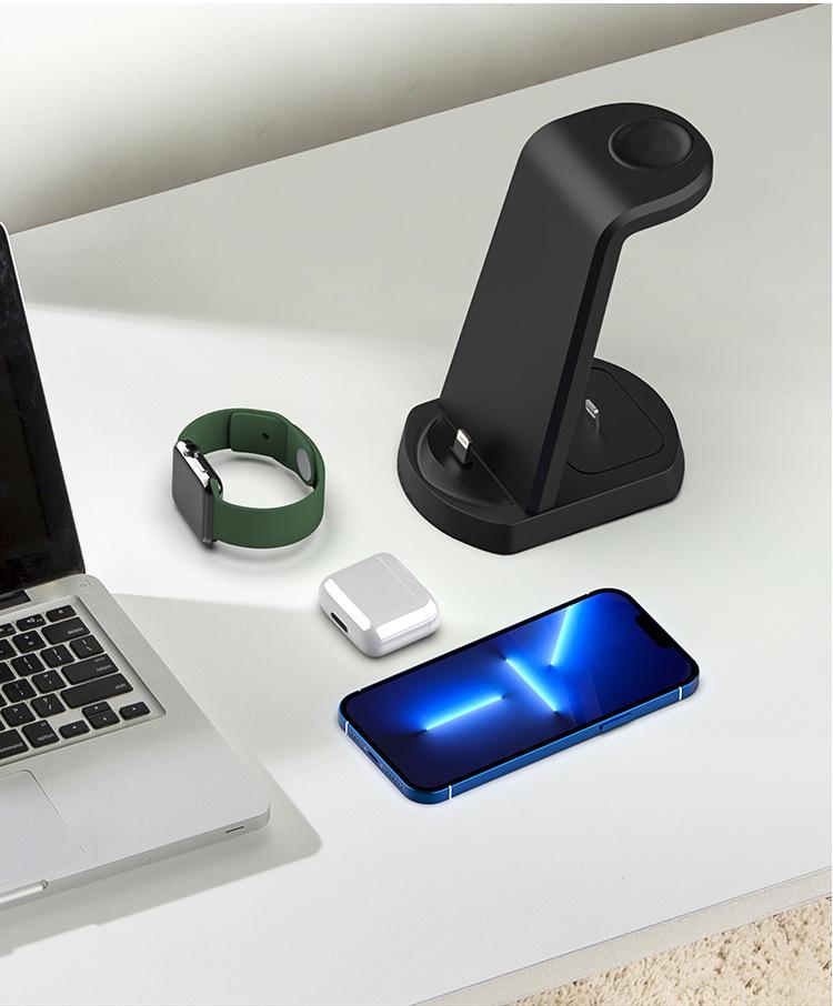 3-in-1 Foldable Magnetic 15W Wireless Charger for Apple Devices