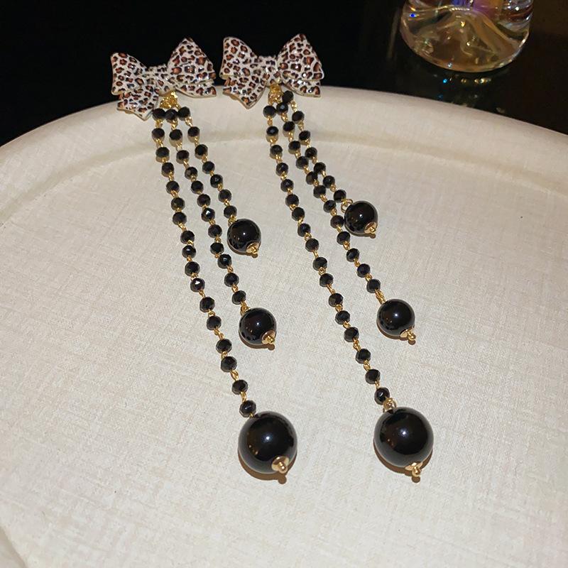 European and American Black Diamond-encrusted Butterfly Flower Fringed Earrings Temperament Earrings Light Luxury Earrings Women