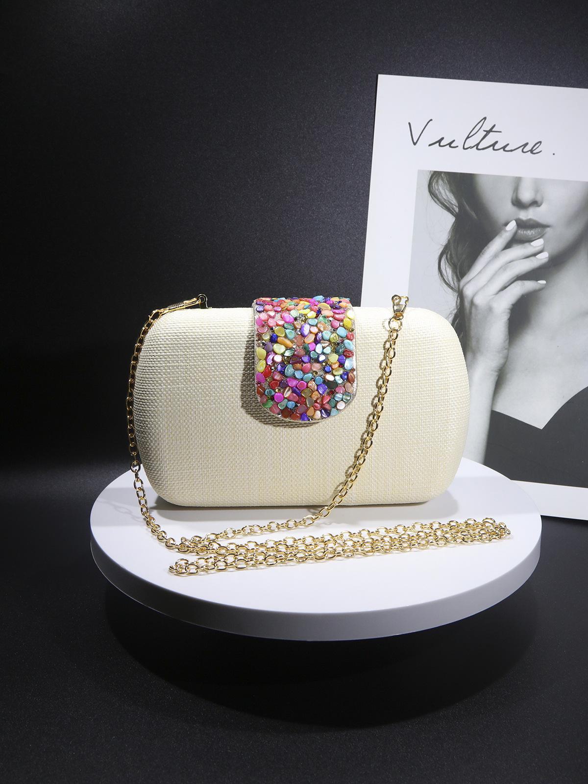 

Элегантный плетеный клатч-цепочка - стильная, универсальная вечерняя сумочка грязно-белый