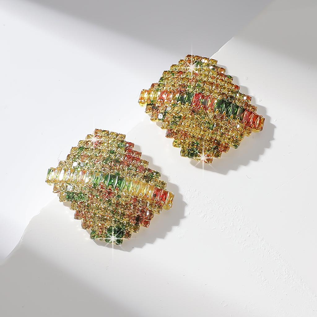 Cross Border Hot Selling Fashion Temperament High-end Design Color Diamond Ear Accessories Spot Wholesale