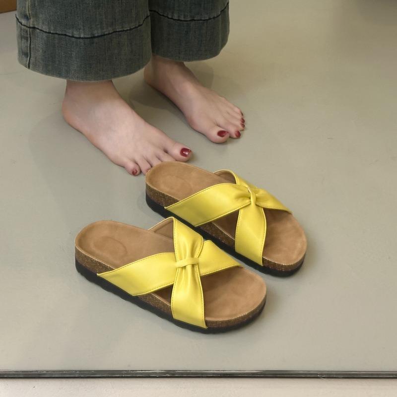 Beautiful thick-bottomed cool slippers for women's summer wear, new high-end Boken one-word slippers