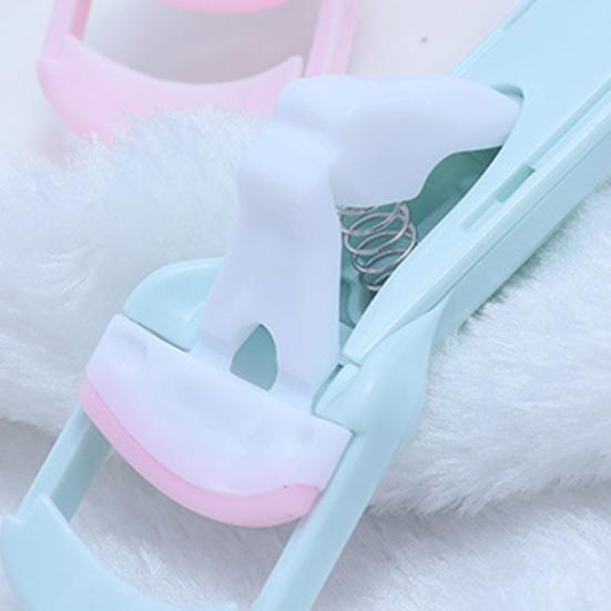 Yousheng Eyelash Curler Easy to Use Effortless Bright Color Pressing Mini Eyelash Curler for Home