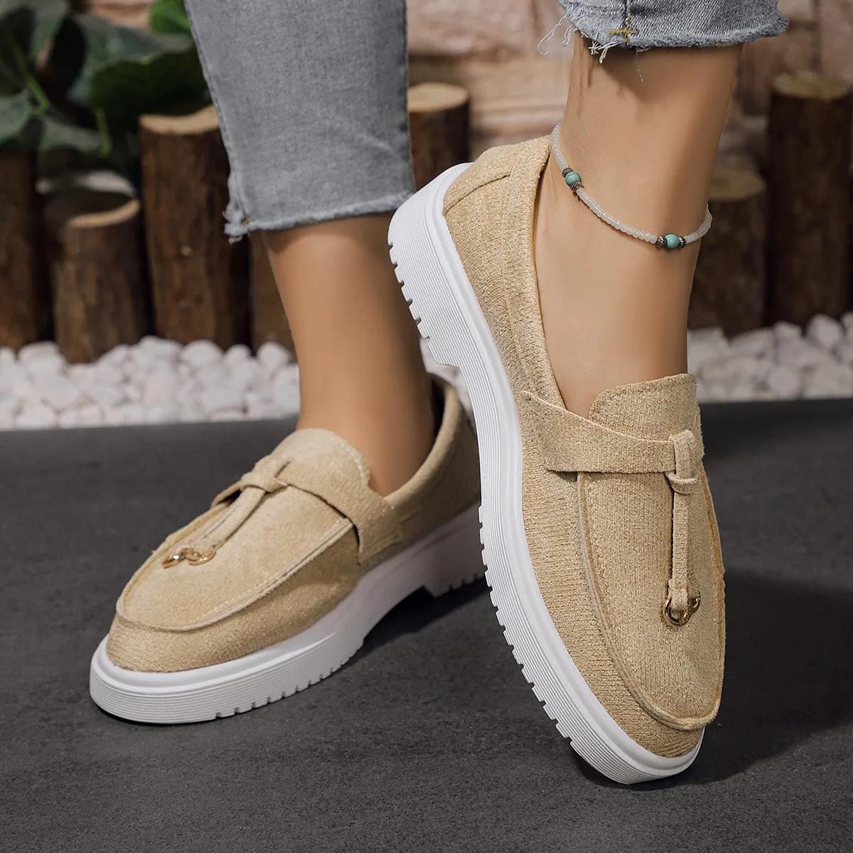 Fashion New Women s Loafers Low Heel Round Toe Women s Flat Shoes Large Size Thick Sole — фото 4