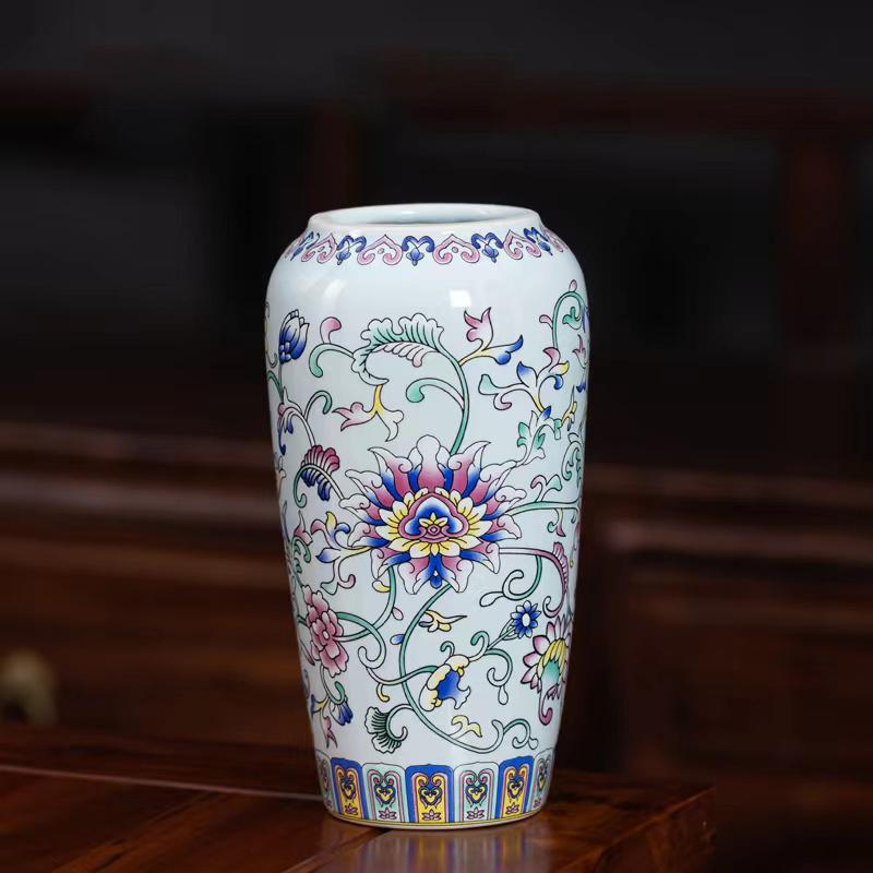 Small Ceramic Vase for  Handmade Elegant Vintage Chinese Painting  Enamel Glazed Porcelain Decorative Vases for Office Home