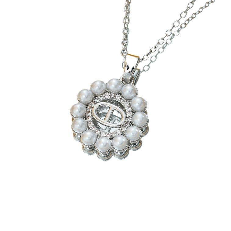 Micro-inlaid Chinese Style Small Fragrance Style Pearl Pig Nose Light Luxury Niche Temperament Necklace for Women