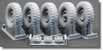 Unimog 404 MPT Wheel Set for AK and Revell Plastic Model Kits SCXWM35022S Scale-X 1/35 10.5-20 Weight-Deforming (5-Piece Set) ICM, Interactive,