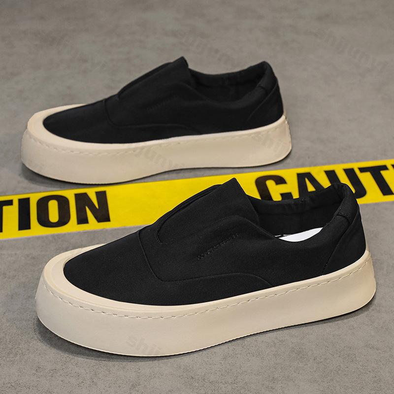 Autumn Men Casual Vulcanized Shoes 2025 Thick Bottom Sports Shoes Outdoor Comfortable Platform Non Slip Casual Shoes