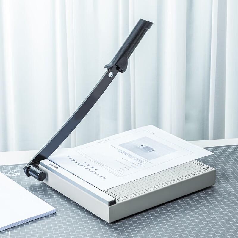 Deli 8015 Paper Cutter CN plug (adapter included)