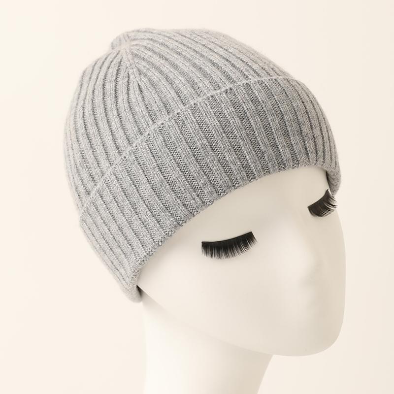100% Merino Wool Computer Knitted Unisex Adult Beanie Solid Color Winter Outdoor Warmth Perfect Travel Gift AG Made In China