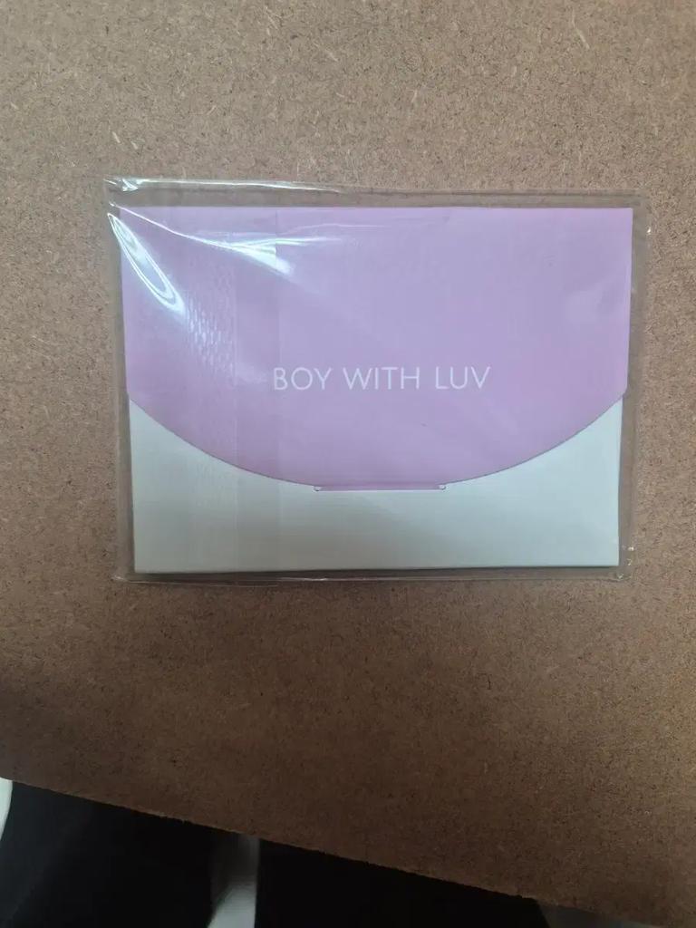 BTS (Unopened) (Bangtan Boys) Boy With Luv Photo