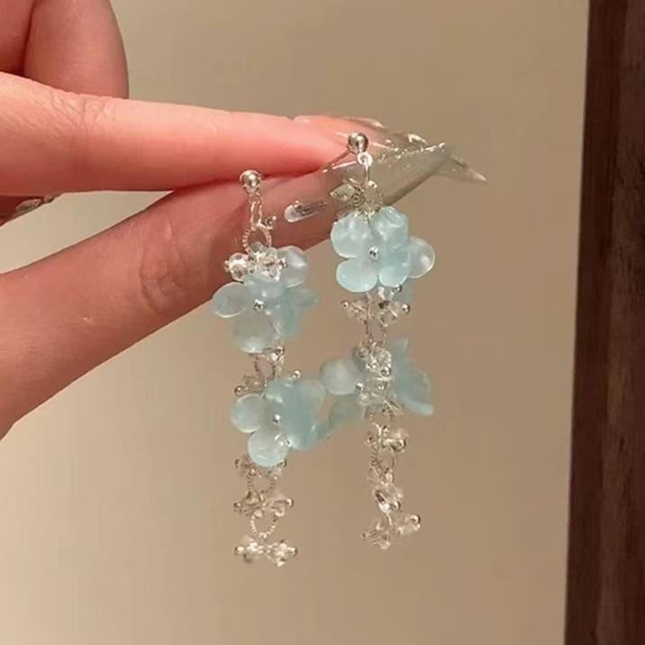 Steel Needle Flower Star Pendant Earrings Sweet Niche Temperament Earrings Exquisite Versatile Fashion High-end Earrings