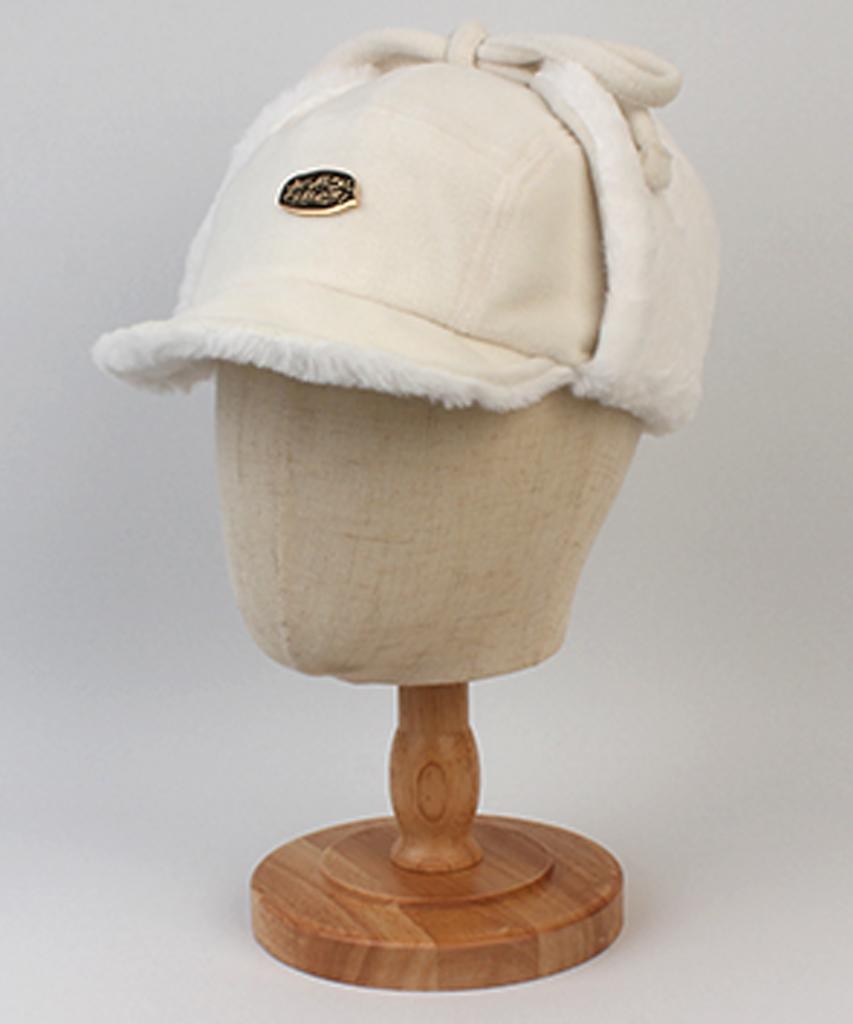 Yunibeosyeolkemiseuteuli Soft Fur Ivory Earflap Cap