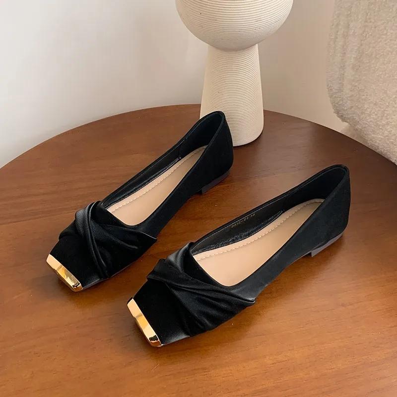 Fashion Women's Mary Jane Shoes Flat Sole Square Toe Shallow Mouth Shoes Women Dress Daily Commute Spring Autumn New Zapatillas De Mujer