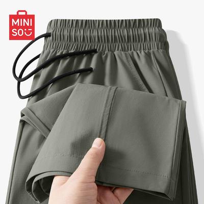 Unterteile – Hosen & Kniehosen