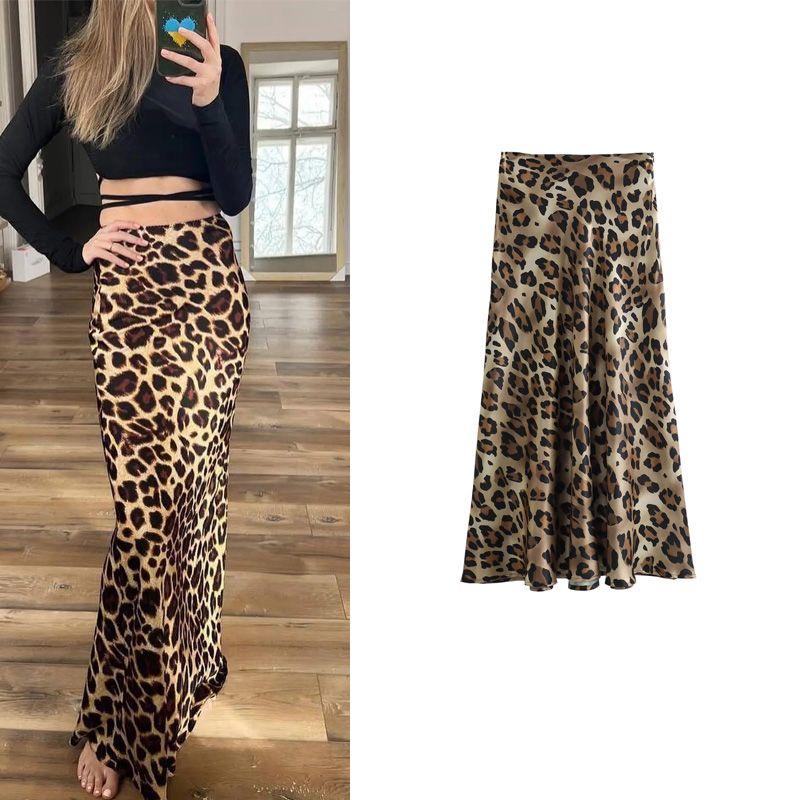 Spring New Women's Clothing Fashion Style High Waist Slim and Sexy Hip Mid-Length Silk Satin Texture Leopard Print Skirt