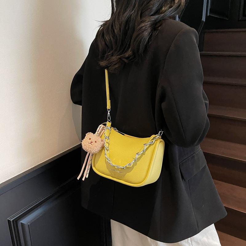 Niche Design Bag Women's New Summer Versatile Messenger Bag Chain Portable Small Square Bag