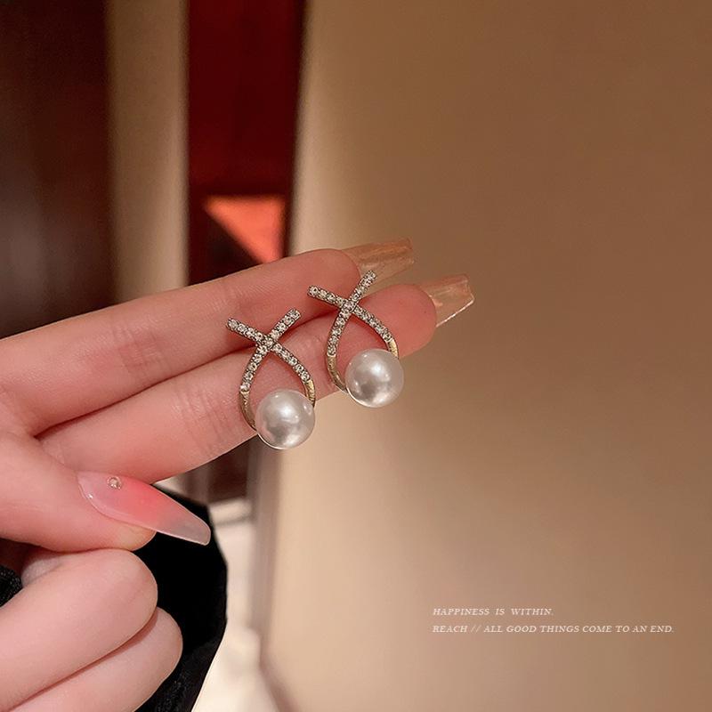 Koreanische Luxus-Perlenstecker - Retro & Schlichter Stil