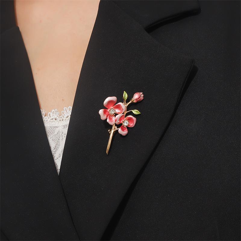 Shiny Crystal Zircon Flower Pearl Brooch For Women Pink Purple Peach Blossom Red Rose Rhinestone Corsage Pins Party Jewelry Gift