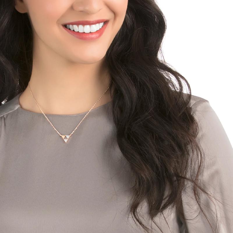 Swarovski Heroism Series Triangle Splicing Rose Gold Necklace Women Necklace 5528935