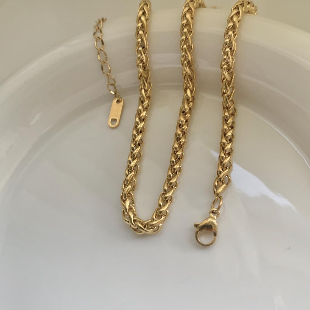 Stainless Steel Gold Plated Chain Necklaces | Dainty Figaro Link Twist Chain Chokers | Waterproof Hypoallergenic Jewelry for Wom