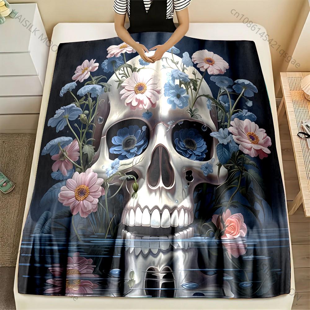 

Flowers and Skulls Pattern Blanket Flannel Material Soft Warm for All Seasons Home Outdoor Camping Picnics Luxury Gifts 75x90cm