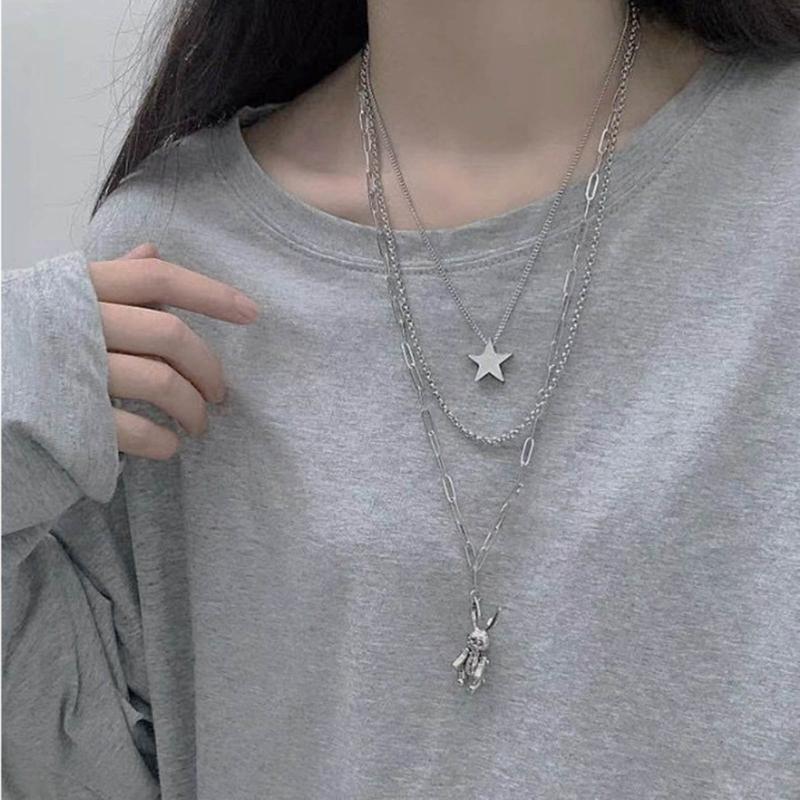 Female Niche Collarbone Chain Three-Layer Bear Star Tassels Necklace Student Simple Temperament Cold Wind Necklace
