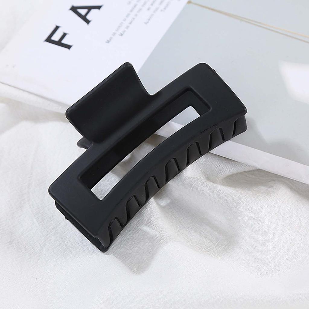Retro Versatile Grip Geometric Square Hollow Out Hairpin Shampoo Tray Hairpin