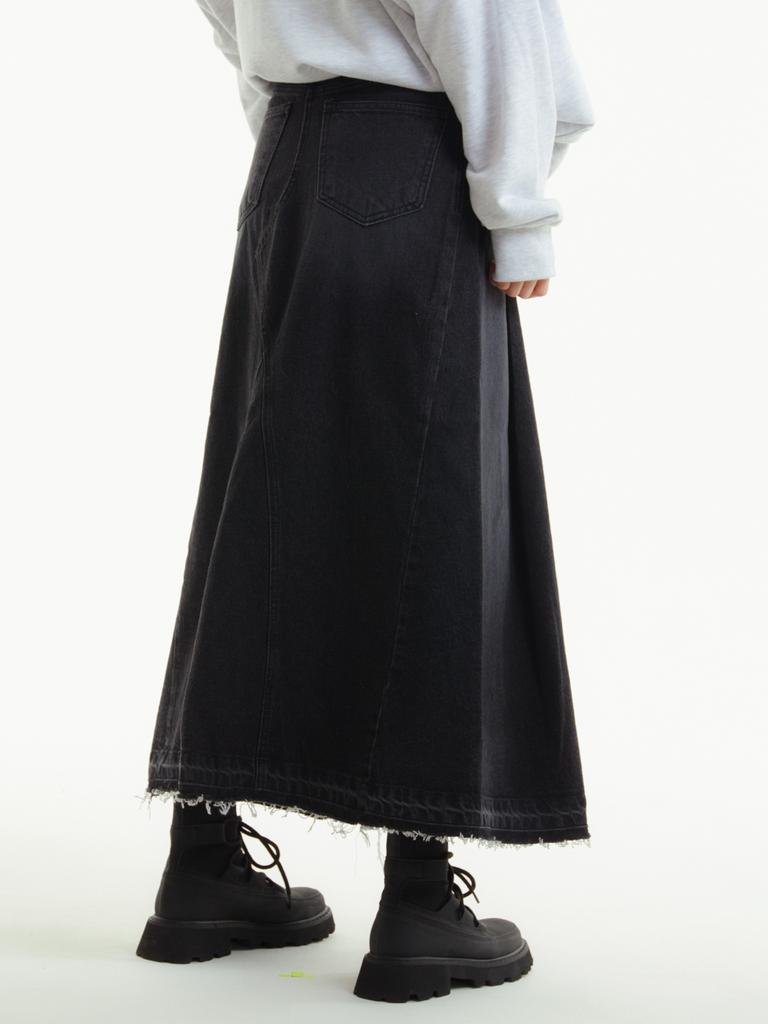 Unknown Planet Front Slit Denim Long Skirt Black