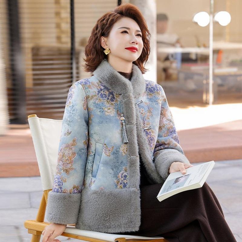 Mom clothing winter noble high-grade old and new women's clothing 0-year-old mother mink velvet jacket