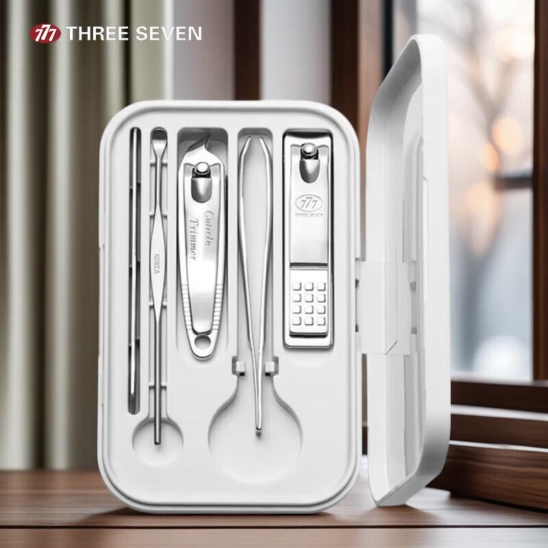 777 5-Piece Nail Care Set