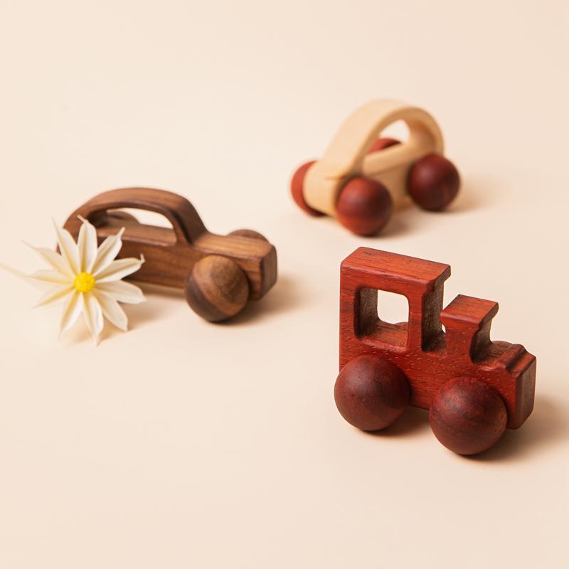 Drewniane Samochodziki dla Niemowląt Drewno Bukowe Blok Samochodzik Dzieci Samochodzik z Kreskówki Edukacyjny Montessori Prezent na Urodziny dla Noworodka Zabawki do Ząbkowania dla Niemowląt