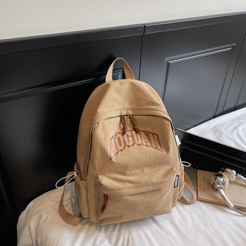 Niche schoolbag female junior high school simple leisure travel backpack large capacity college students class backpack tide