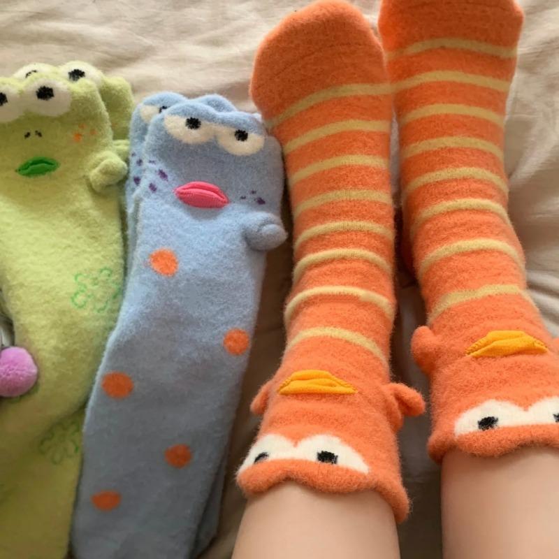 Clownfish Winter Thick Sleep Socks for Home Wear - Funny and Cute High-Chested Winter Stockings - Salmon Red-Braised Fish
