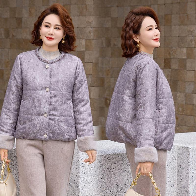 Women's Premium Chinese Cotton-padded Clothes, Winter New Cotton-padded Jackets, Fleece Warm Jackets, and Cotton-padded Clothes.