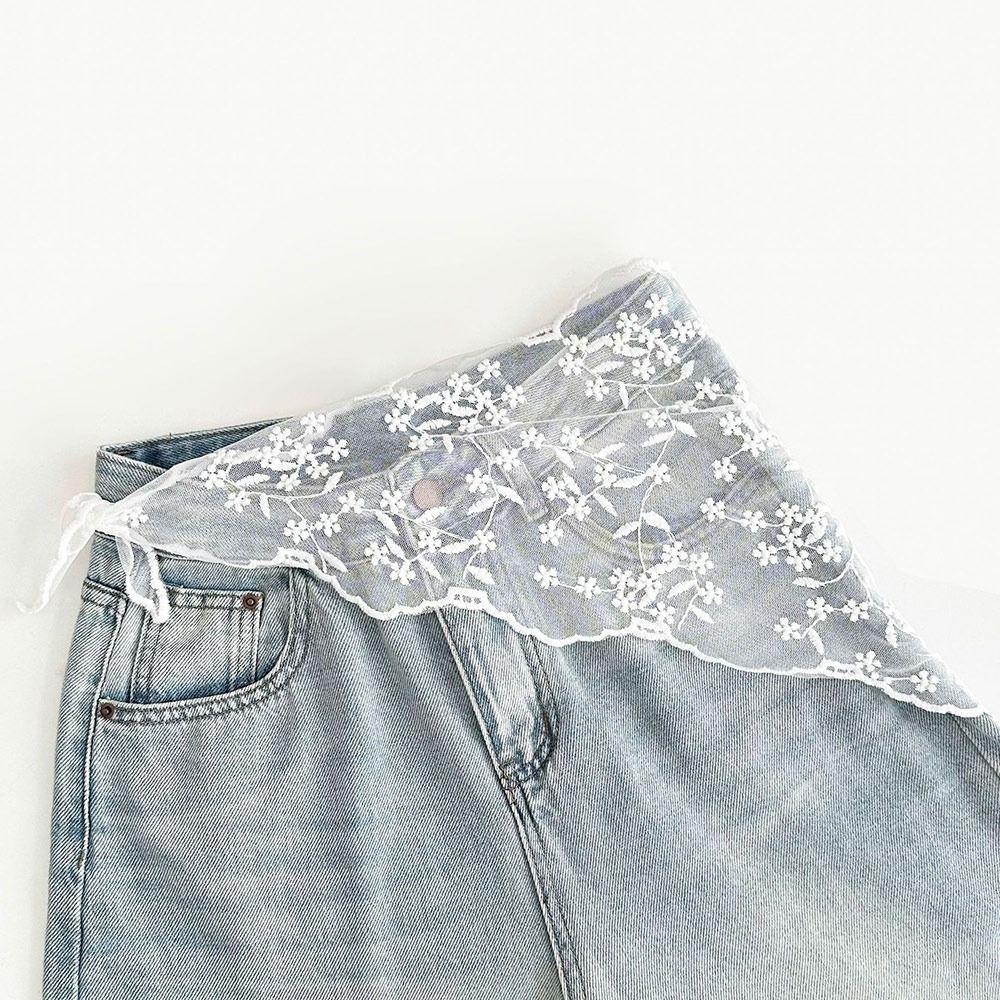 Embroidered Lace Triangle Headscarf Hollow-out White Hair Bandana Woven Floral Pastoral Style Butt Curtain Skirt