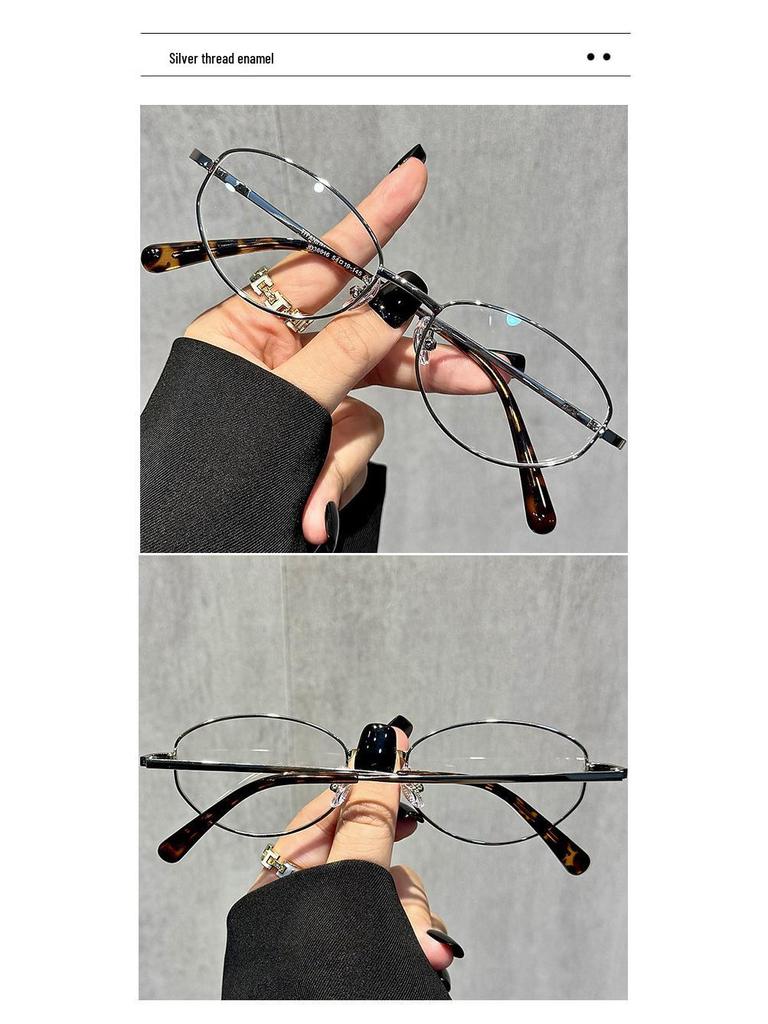 Ultralight Women's Retro Oval Glasses - Anti-Blue Light, Titanium Metal Frame