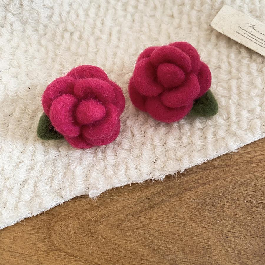 Flocking flower stud earrings autumn and winter sweet temperament versatile earrings light luxury niche elegant earrings women