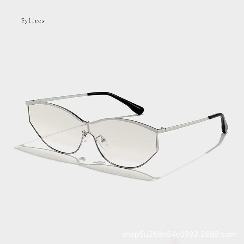 Fashion Small Frame Sunglasses Personalized Design Metal Sunglasses Retro Minimalist Wild Women Sunglasses UV400 gafas