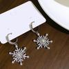 Exquisite Sparkling Zircon Snowflake Pendant Earrings, Women's Luxurious and Fashionable Wedding Banquet  Gifts