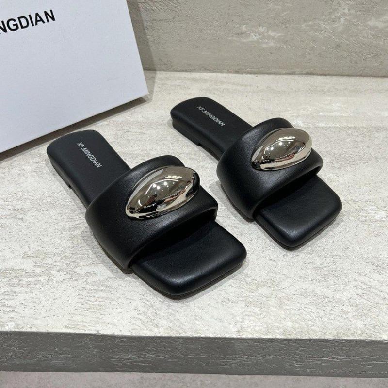 Fashion Women's Fashion Flat Sandals Summer New Square Head Shallow Mouth Open Toe Metal Buckle Soft Sole Non-slip Slippers