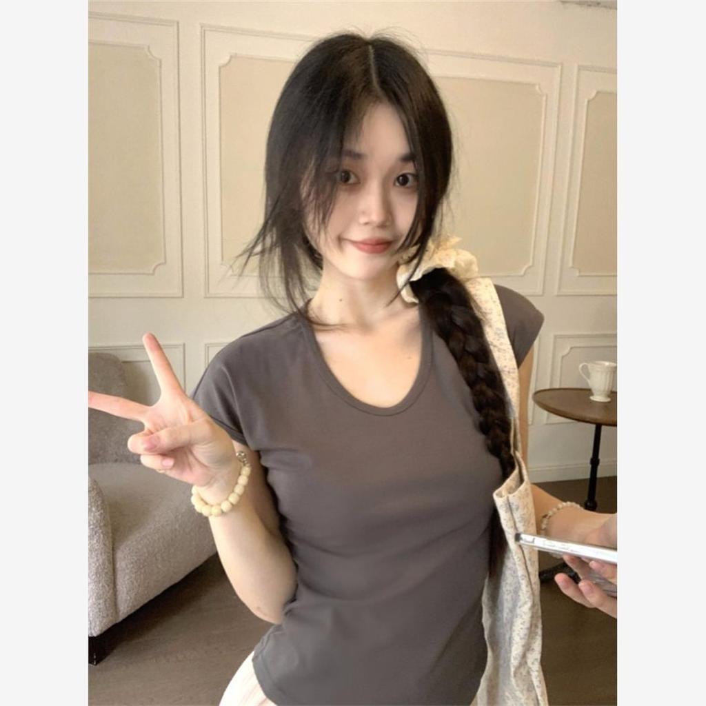 Design Sense V-neck Short Sleeve T-shirt Women's Summer New Irregular Short Student Trim Top Ins Trend