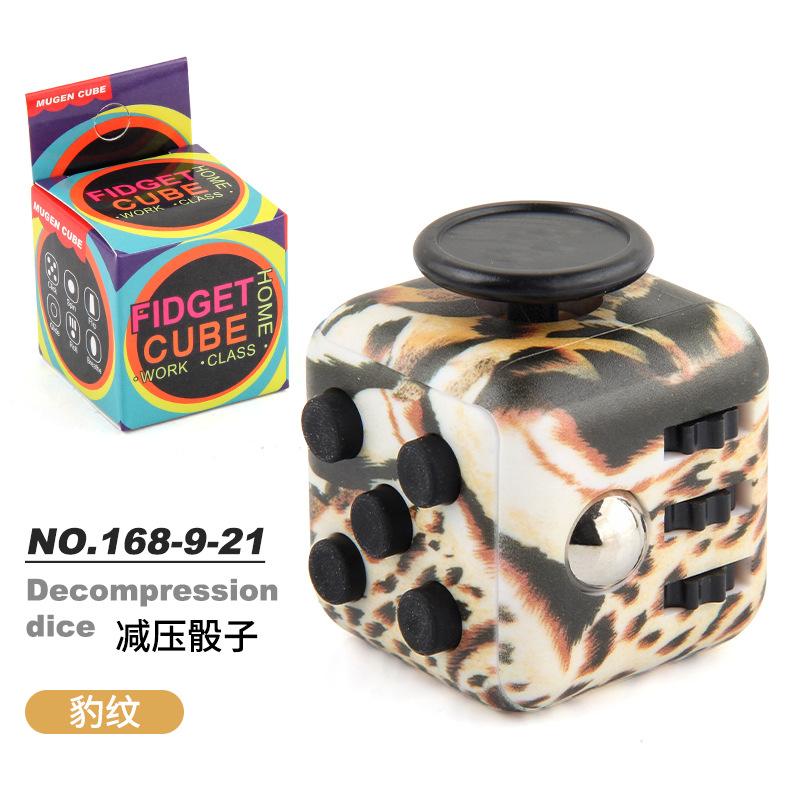 Fidget Cube Antistress Toys Hand Pinching Venting Anti Anxiety Games Kids Gift 6Sided Playable Decompression Finger Tip Dice